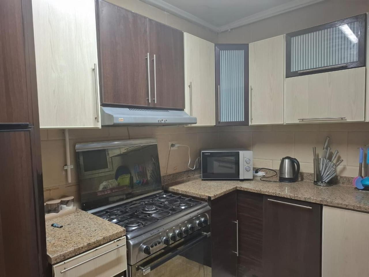 كمبوند سيتي تاورز البوشي Apartamento Cairo Exterior foto